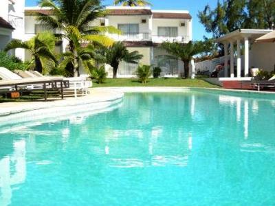 Oasis Beach Club Pointe aux Piments Exterior foto